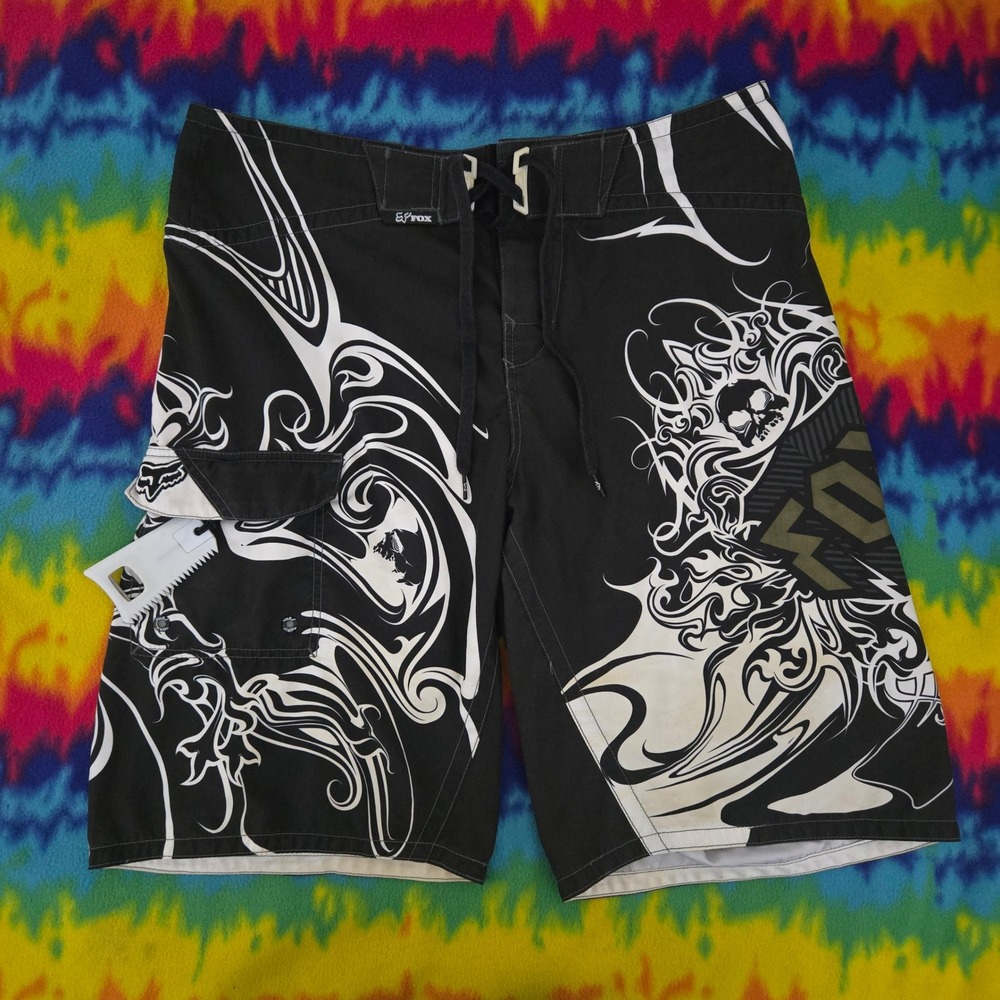 Fox Deluxe Board Shorts Mens 36 Black White Tribal Skull Swim Trunks Surf Y2K